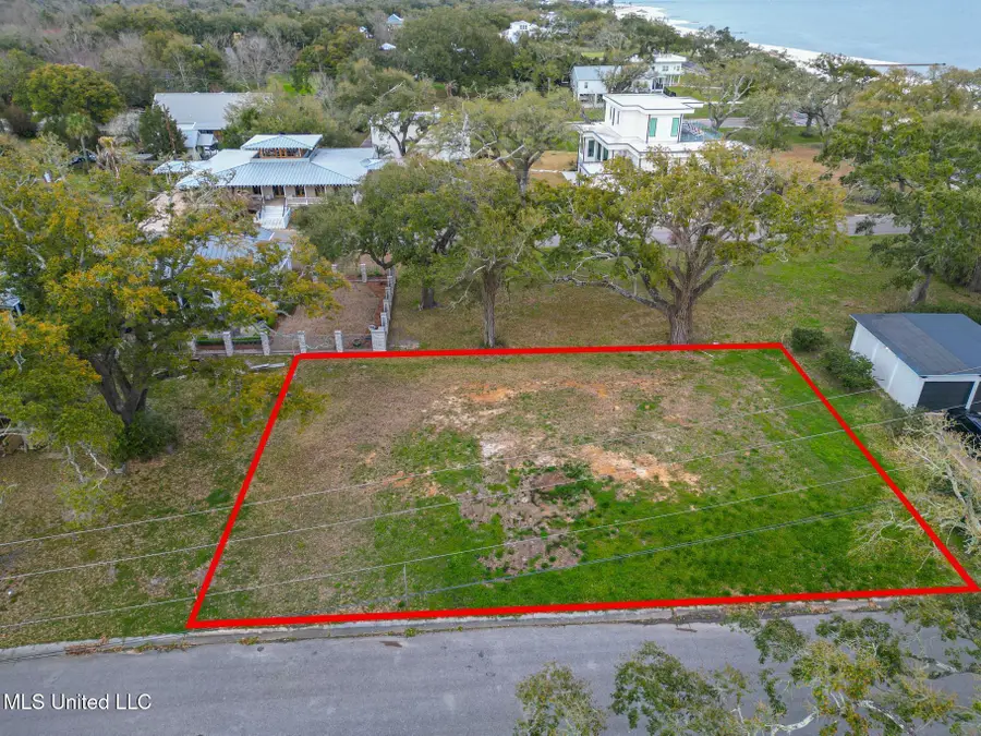 103 E Azalea Drive, Long Beach, MS 39560 - #2