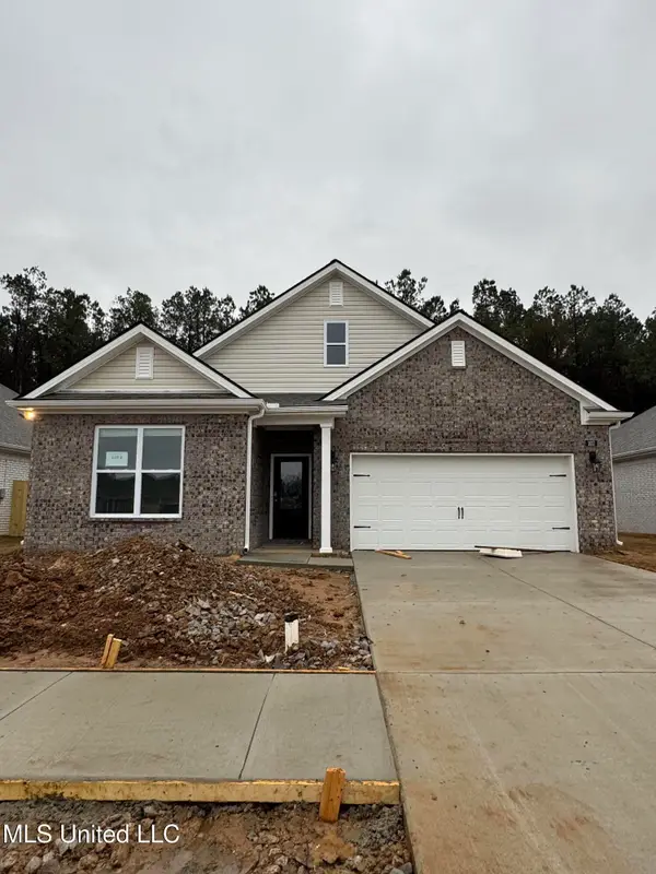 74 Harvest Dance Drive, Byhalia, MS 38611