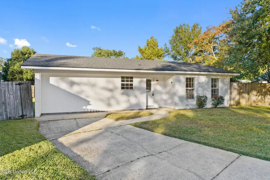 416 Shadowlawn Court, Diberville, MS 39540 - Image #2