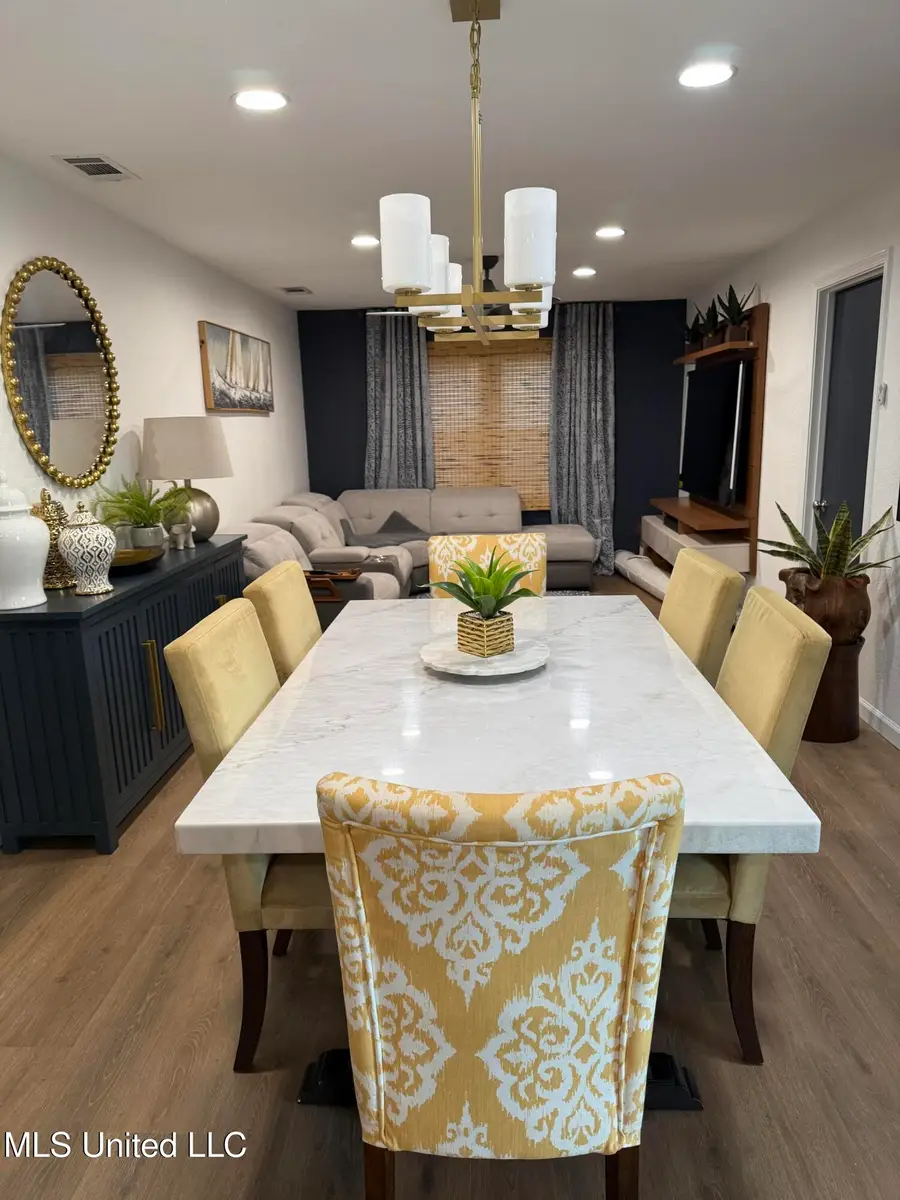 625 Susan Circle, Gautier, MS 39553 - Image #3