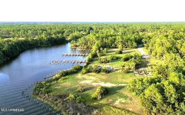 24616 Yacht Club Drive, Pass Christian, MS 39571