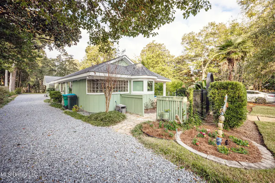 703 Mosley Street, Ocean Springs, MS 39564 - Image #2