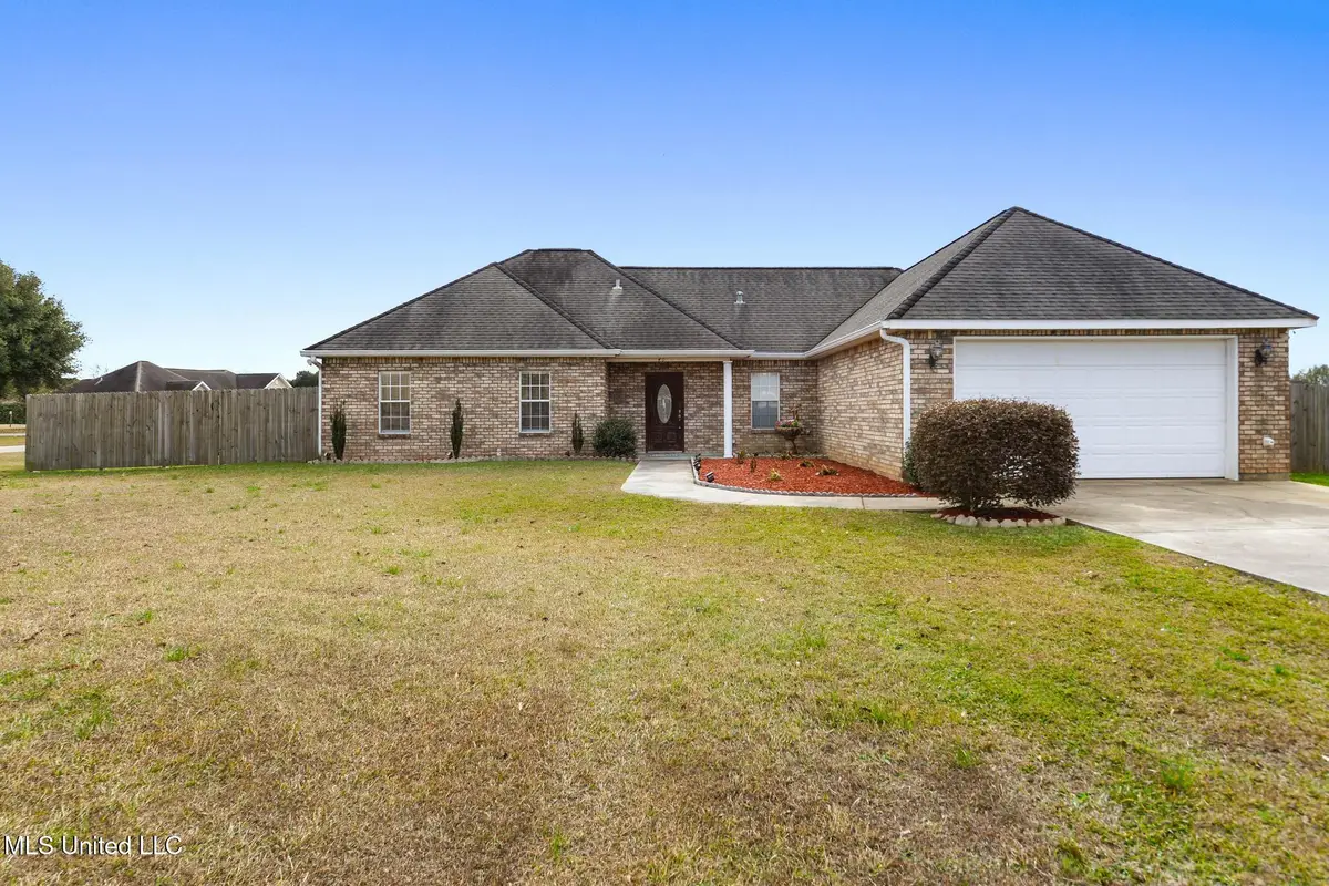 49 Apache Drive, Picayune, MS 39466 - Image #1