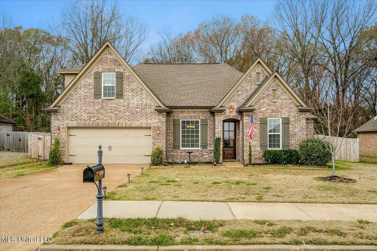 8783 Lezlarken Lane, Olive Branch, MS 38654 - Image #1
