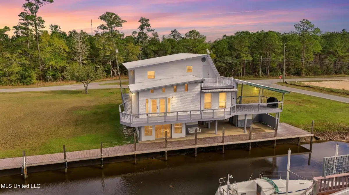 10064 Everest Street, Bay Saint Louis, MS 39520 - Image #1