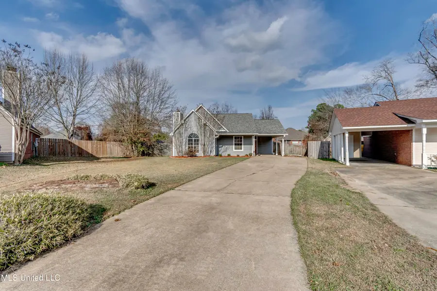 1340 Barnett Bend Circle, Brandon, MS 39047 - Image #3