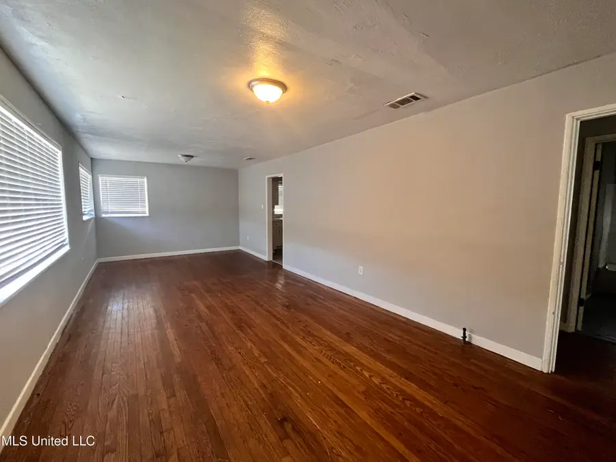 2920 Oak Forest Drive, Jackson, MS 39212 - Image #2