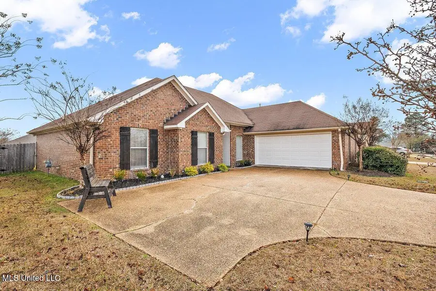 354 Kings Ridge Circle, Brandon, MS 39047 - Image #2
