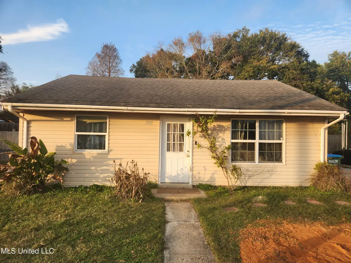 2411 Parsley Avenue, Pascagoula, MS 39567 - Image #1