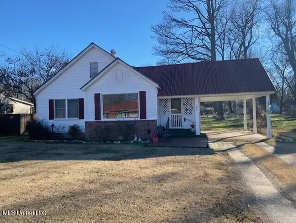337 E Missouri Avenue, Crenshaw, MS 38621