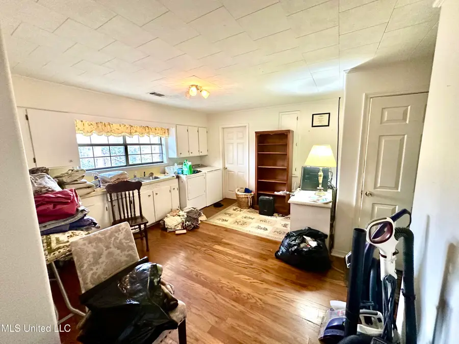 717 NE Lakewood Drive, Brookhaven, MS 39601 - Image #3