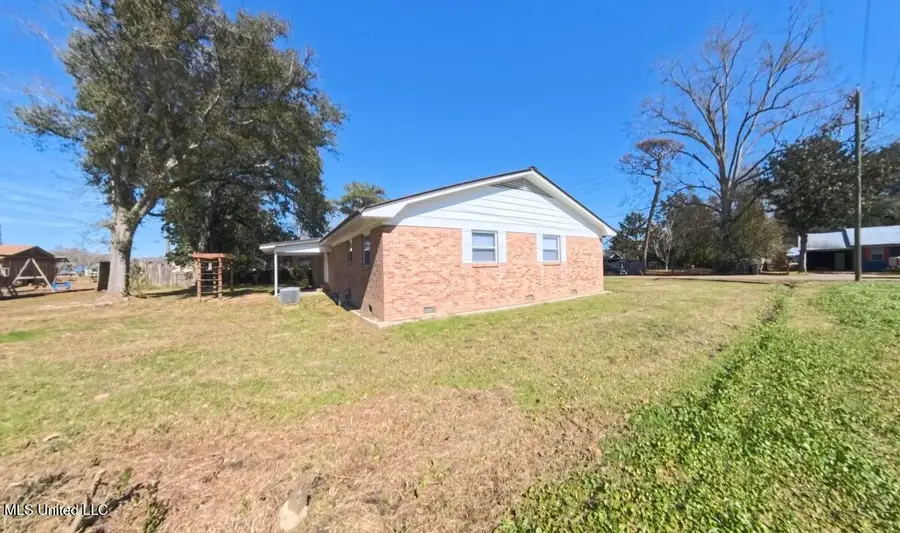 1817 Center Street, Leakesville, MS 39451 - Image #2