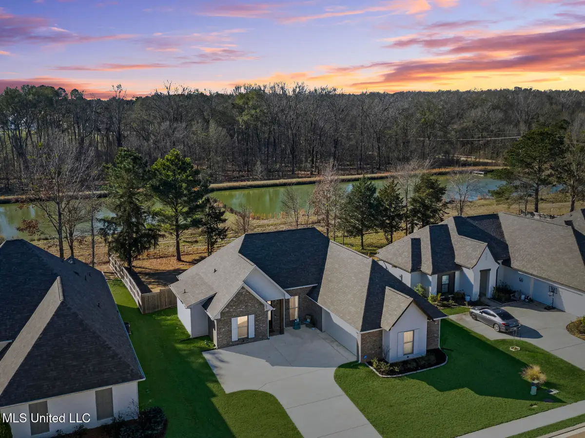 169 Shore View Drive, Madison, MS 39110 - #1