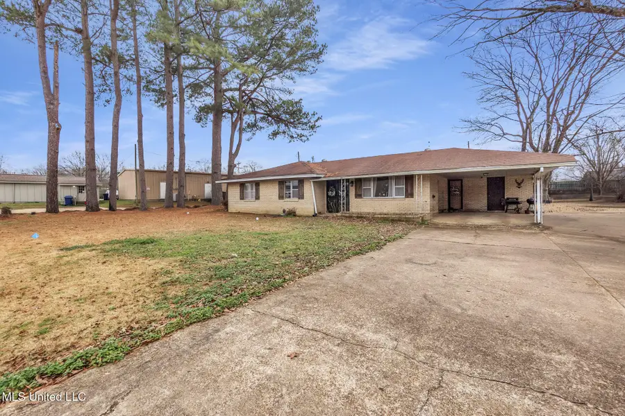 214 Georgia Street, Batesville, MS 38606 - Image #2