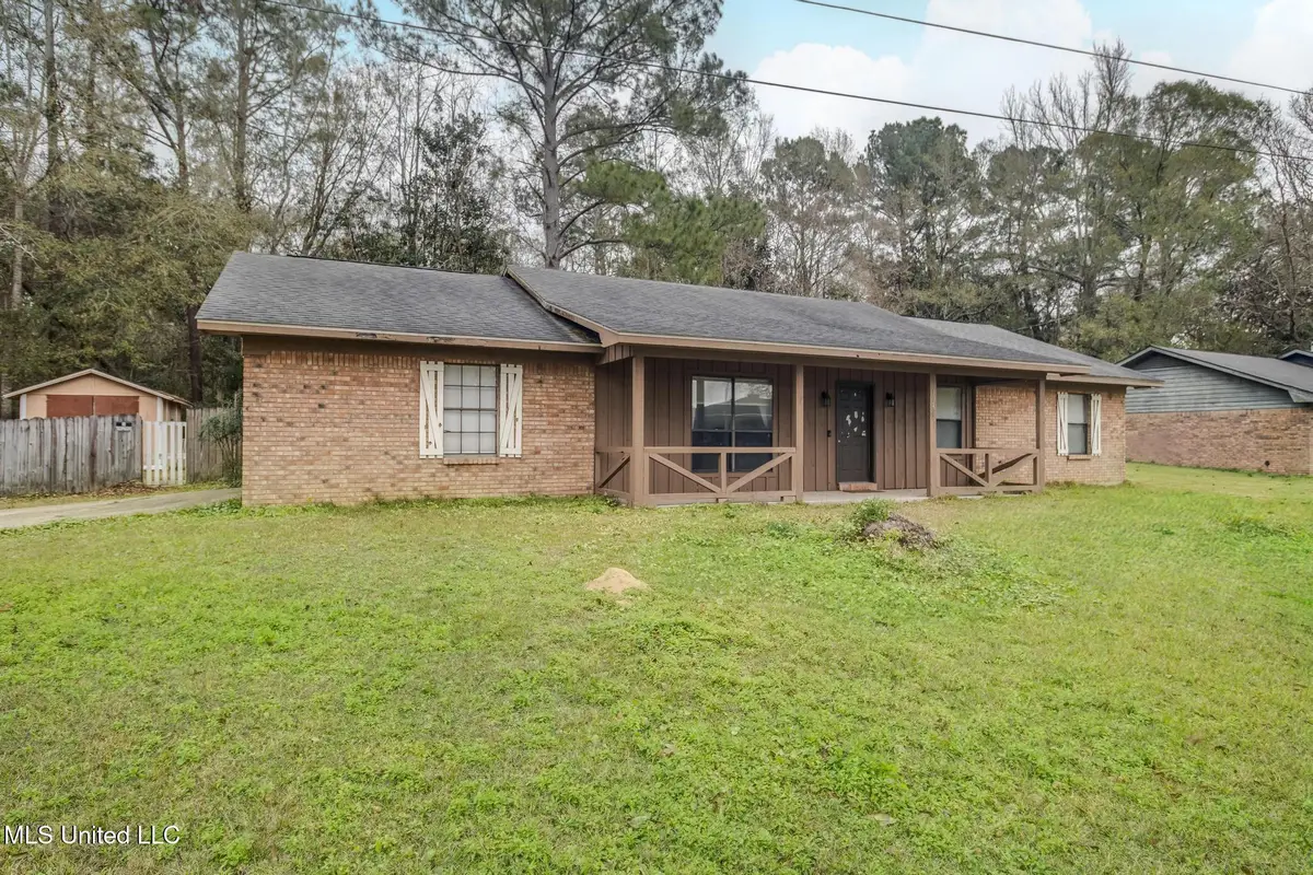 10428 Riverbend Circle, Moss Point, MS 39562 - Image #1