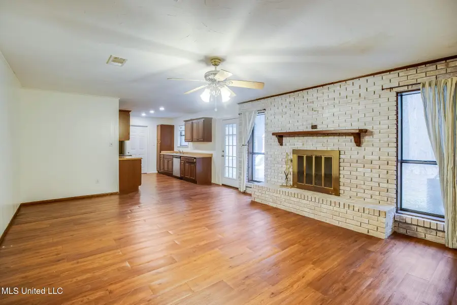 10428 Riverbend Circle, Moss Point, MS 39562 - Image #3