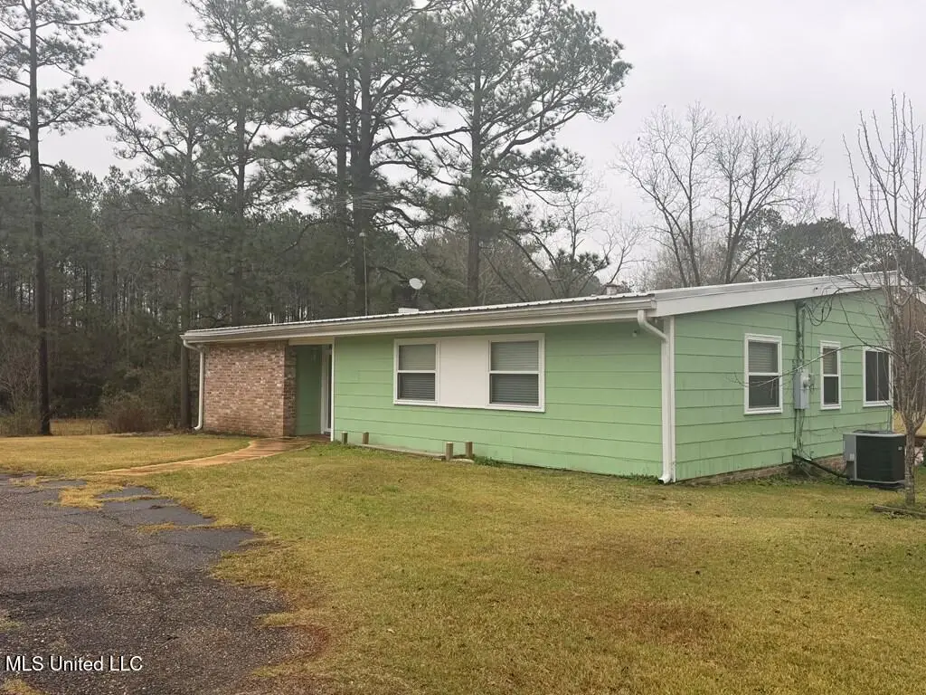 10452 Highway 11, Poplarville, MS 39470 - #1