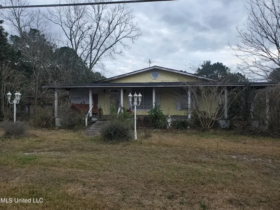 76 Reid Road, Laurel, MS 39443 - #2