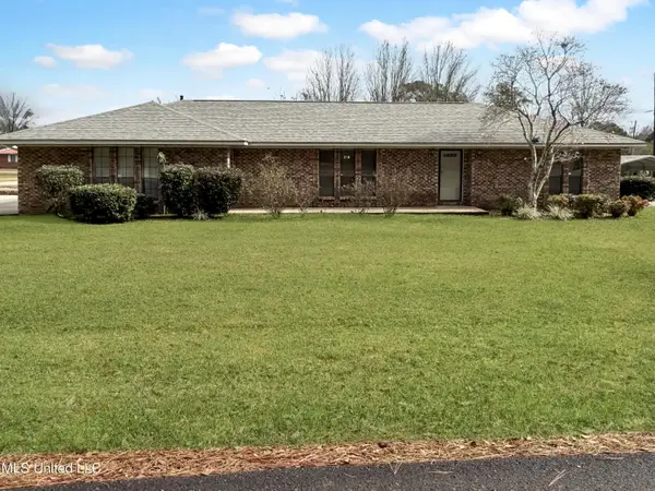 904 Pine Drive, Tylertown, MS 39667