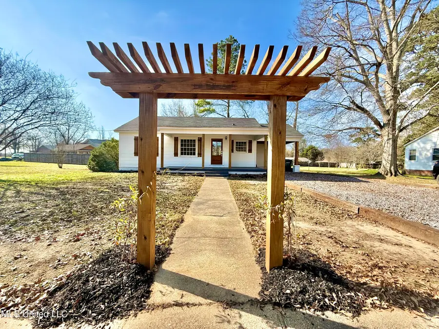 103 Center Street, Crystal Springs, MS 39059 - Image #2