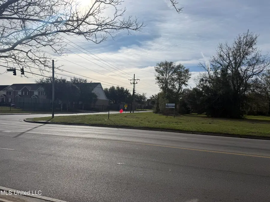 Nsn Ingalls Avenue, Pascagoula, MS 39581 - #3