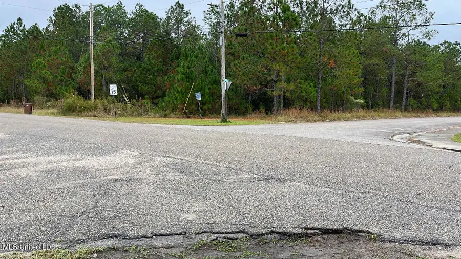 7068 72nd Avenue, Gulfport, MS 39501 - Image #2