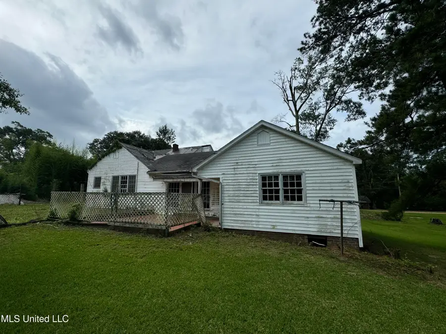 479 E Main Street, Gloster, MS 39638 - #3