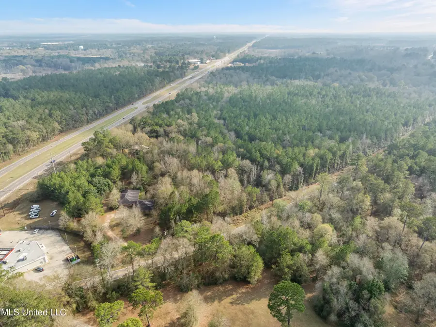 2 Elks Lake Road, Hattiesburg, MS 39401 - Image #3