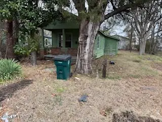 319 Nichols Avenue, Greenwood, MS 38930 - #2