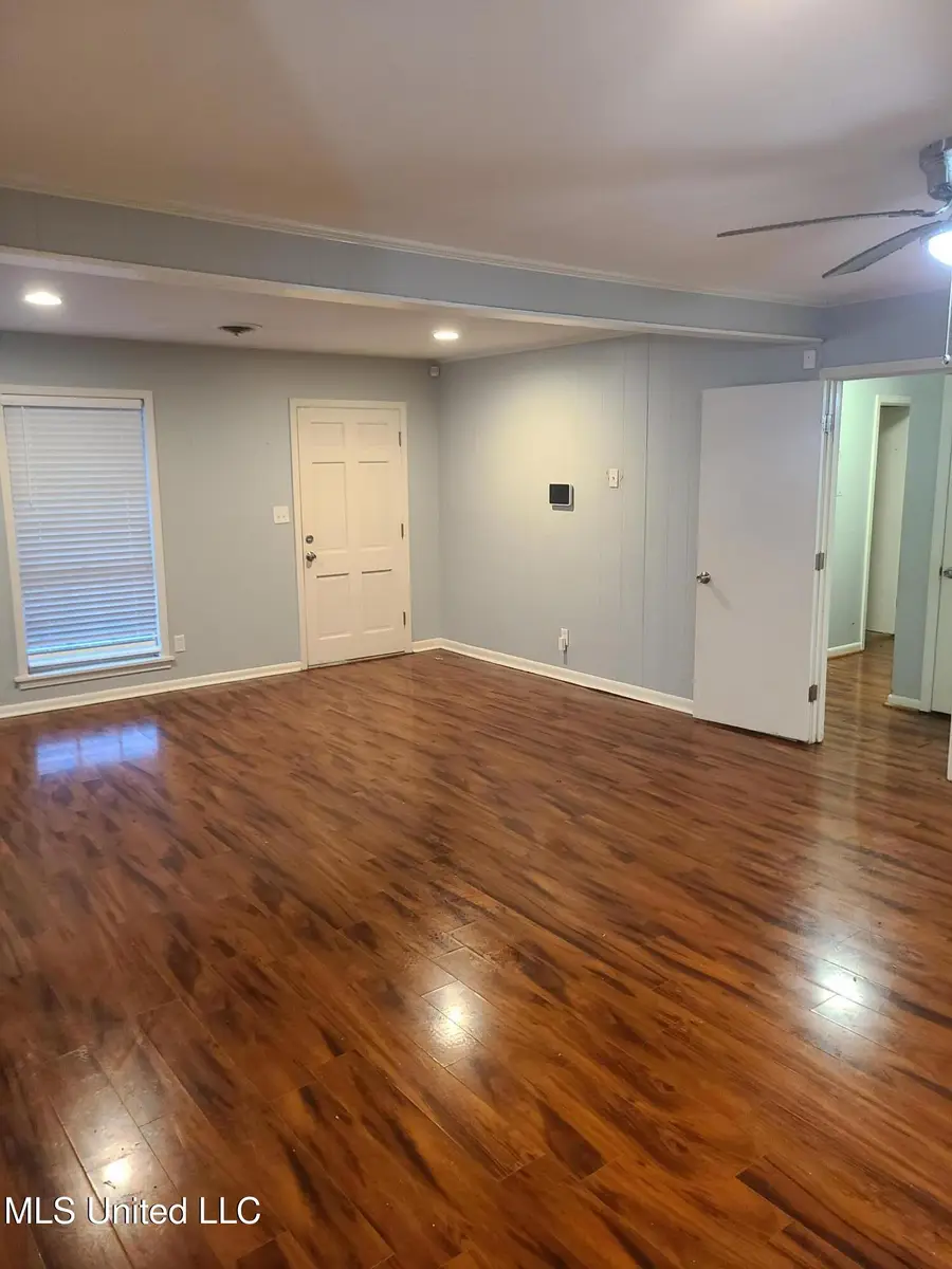 5225 Sunnyvale Drive, Jackson, MS 39211 - #3