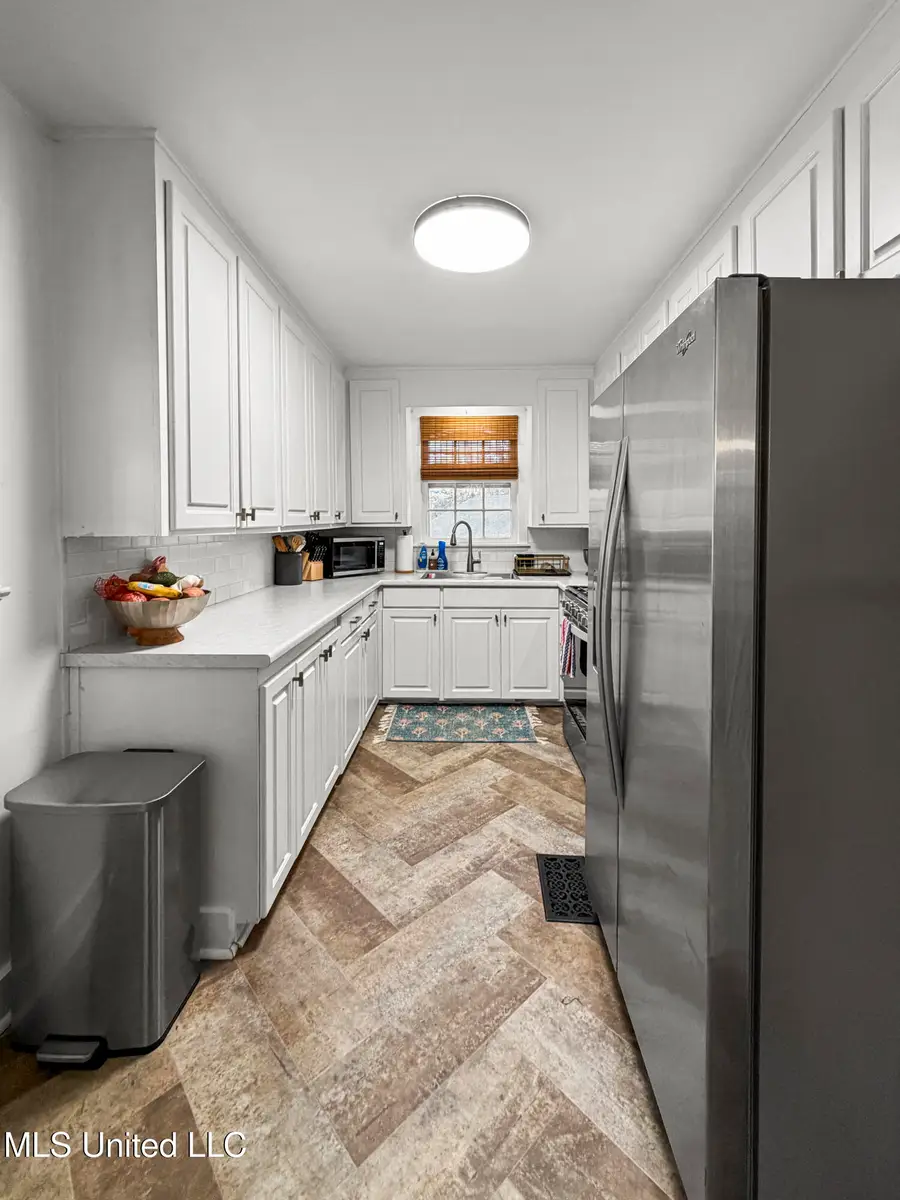 406 Aston Avenue, McComb, MS 39648 - #3