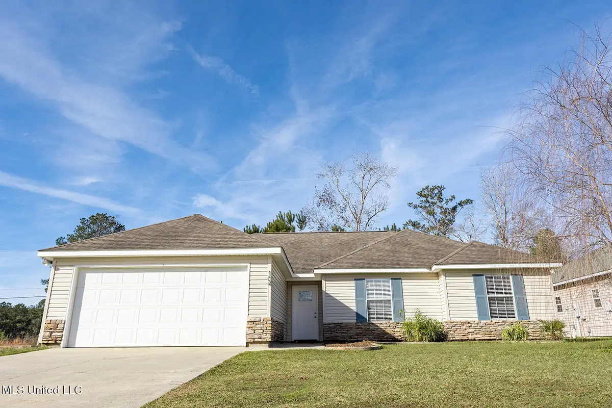 104 Oaks Court, Picayune, MS 39466 - Image #1