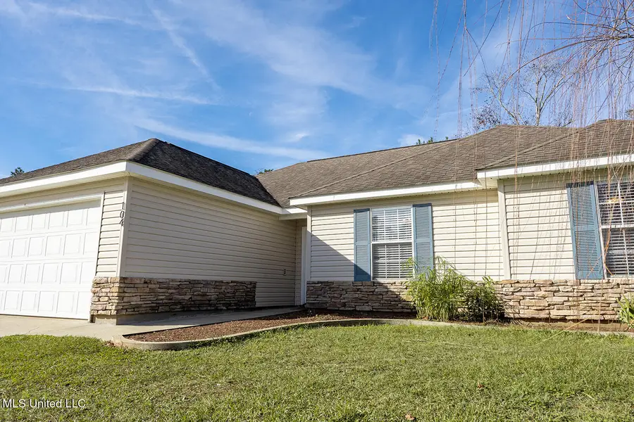 104 Oaks Court, Picayune, MS 39466 - Image #3
