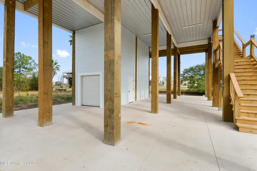 11064 Manhattan Street, Bay Saint Louis, MS 39520 - #2