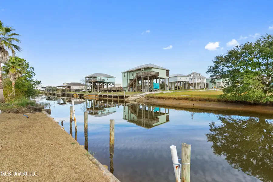 11064 Manhattan Street, Bay Saint Louis, MS 39520 - #3