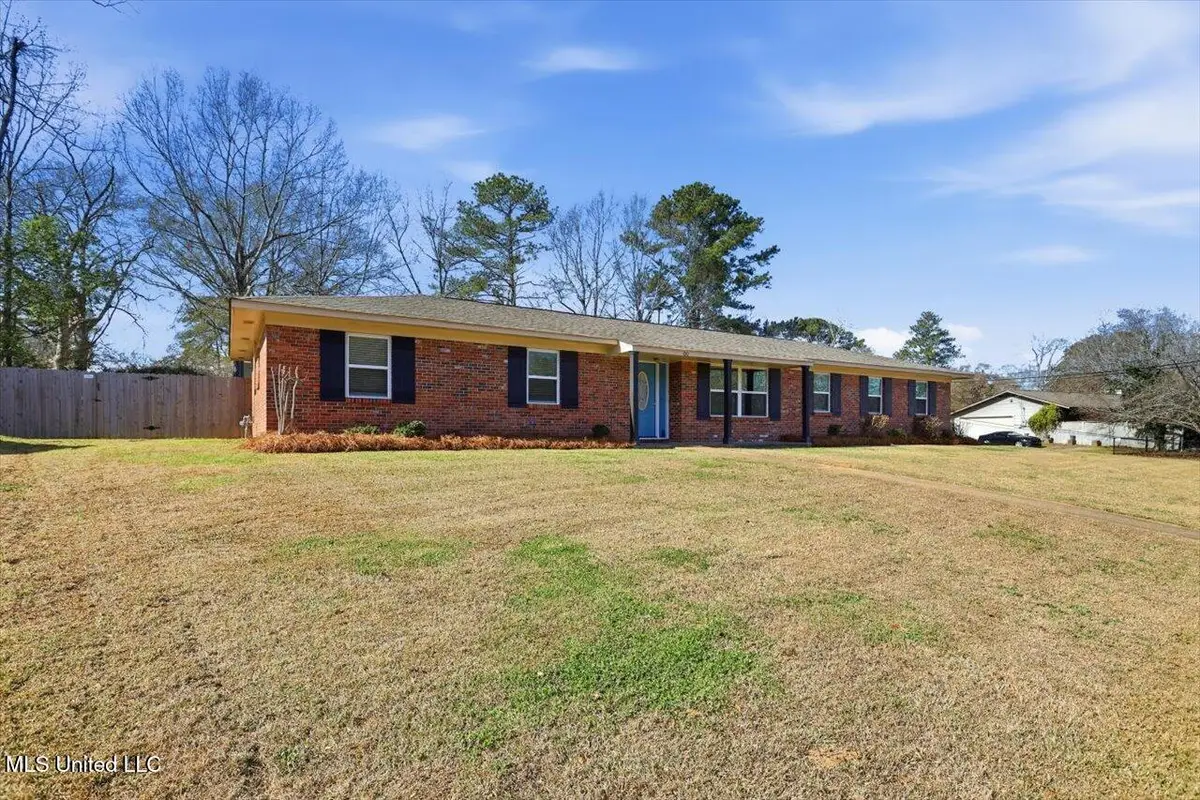 100 Rollingwood Drive, Brandon, MS 39042 - Image #1