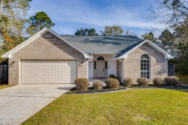 8 Barbara Court, Long Beach, MS 39560