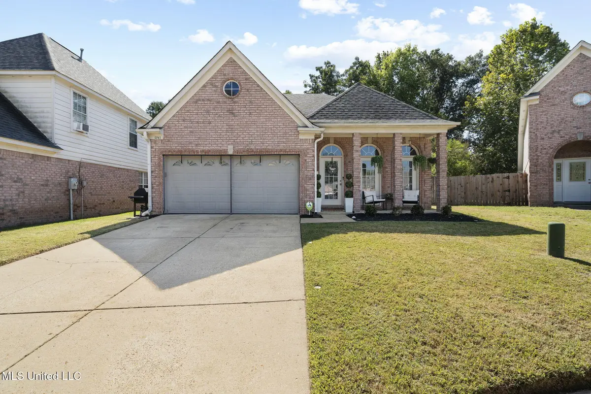 9743 Pigeon Roost Park Circle, Olive Branch, MS 38654 - #1