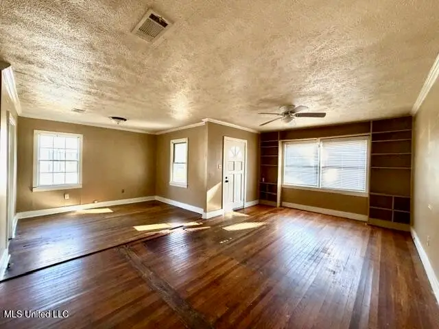 254 Rogers Circle, Brookhaven, MS 39601 - Image #2