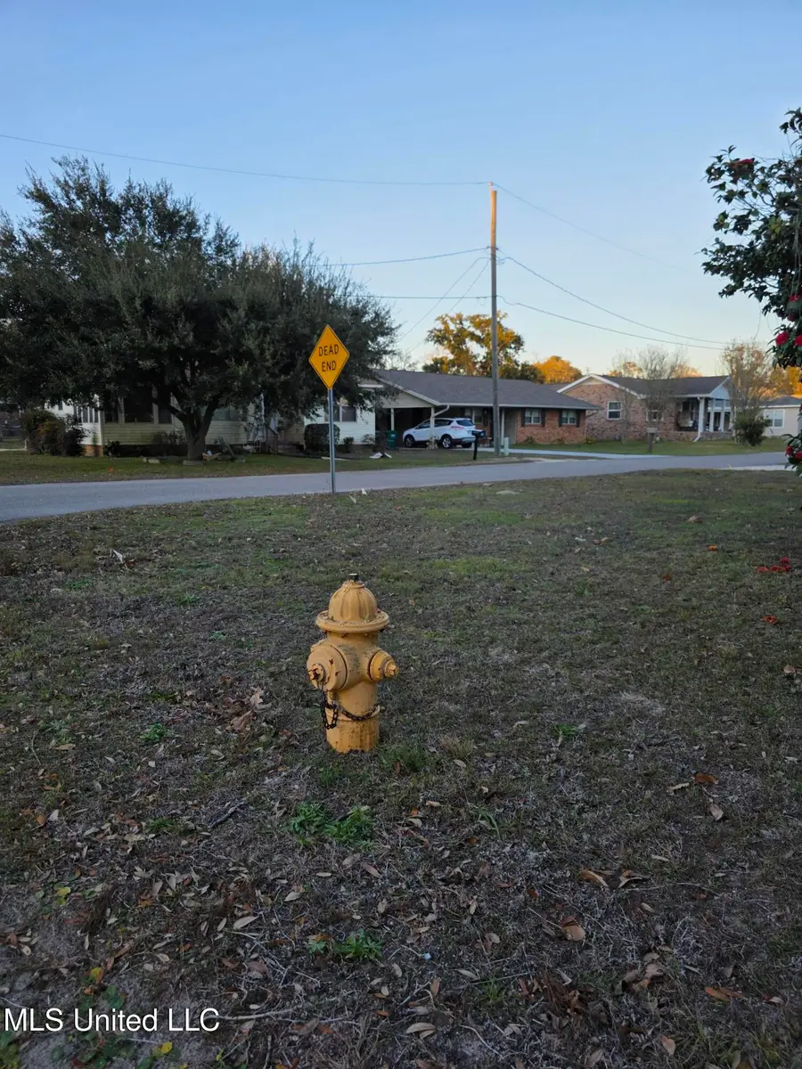624 Fournier Avenue, Gulfport, MS 39501 - Image #3
