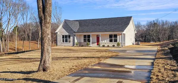 1408 W Woodward Avenue, Holly Springs, MS 38635