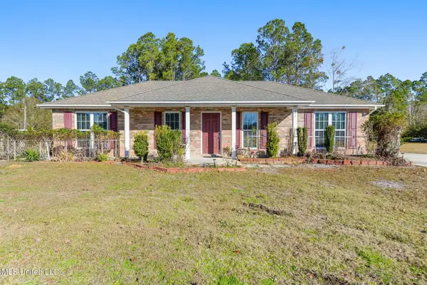 7216 W Larkin Place, Biloxi, MS 39532