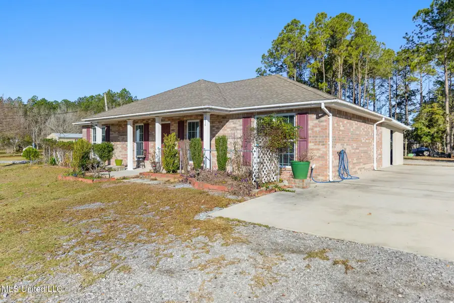 7216 W Larkin Place, Biloxi, MS 39532 - Image #2