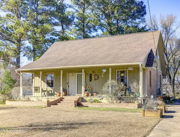 113 Bellaire Drive, Vicksburg, MS 39180