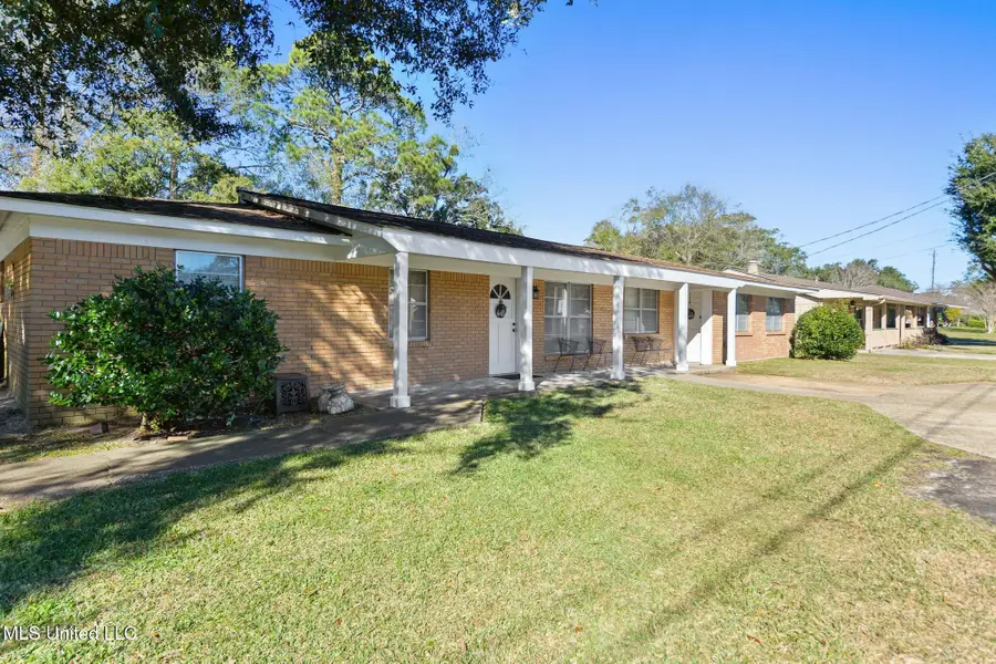 387 Greenwood Drive, Biloxi, MS 39531 - Image #2