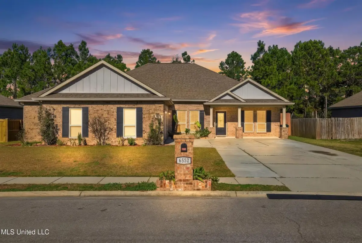 6552 Sugarcane Circle, Ocean Springs, MS 39564 - #1