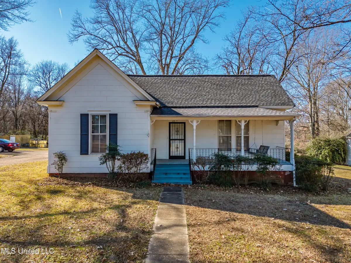 210 Eureka Street, Batesville, MS 38606 - Image #1