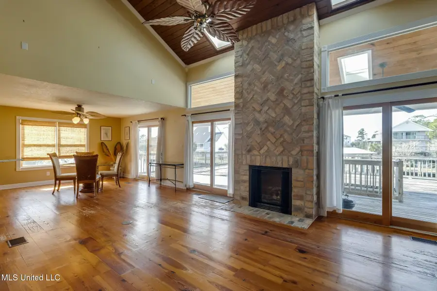 231 Fairway Drive, Pass Christian, MS 39571 - Image #3