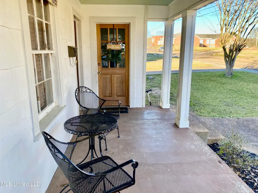 403 N Van Buren Street, Carthage, MS 39051 - Image #3