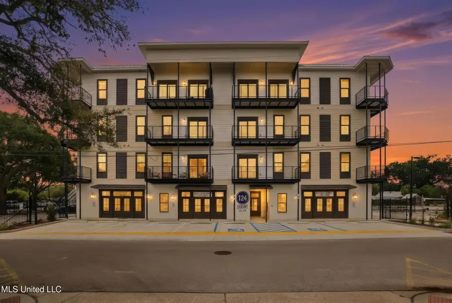 124 Court Street, Bay Saint Louis, MS 39520 - #2